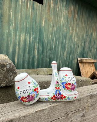 Pepř & sůl.🧂 #chodsko #chodskakeramika #keramika #handmade #domazlice #folklor #tletocz #tleto #pepr #sůl #peprenka...